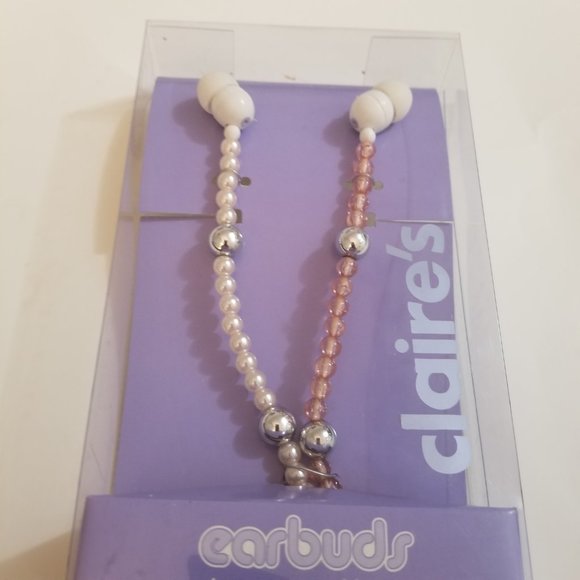 Claires Earbuds - Picture 4 of 4